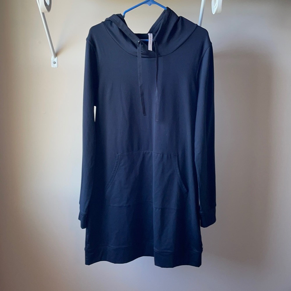 Fabletics Yukon Dress Size L